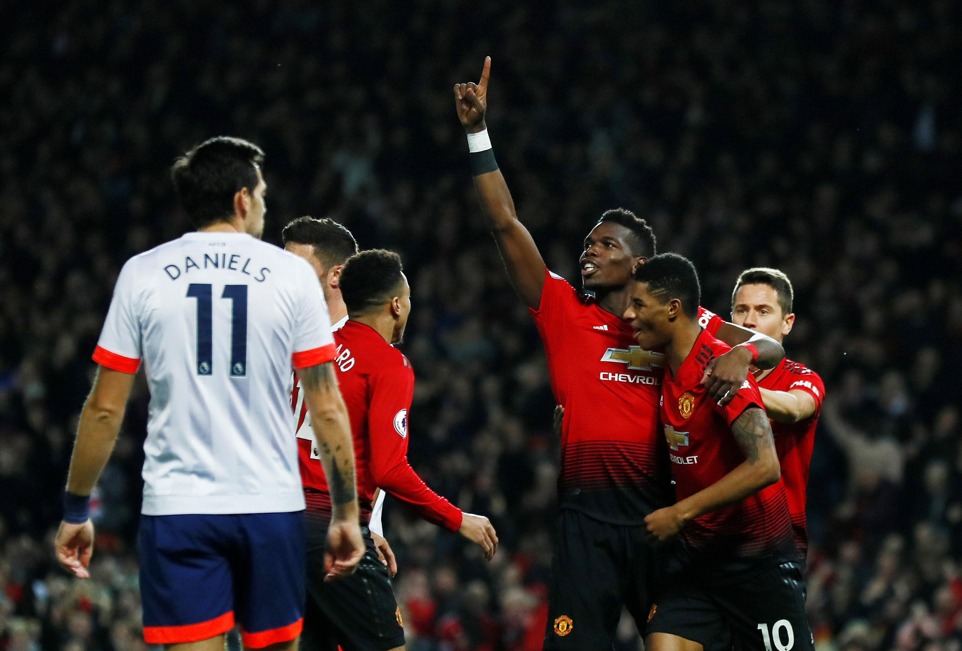 献上无以伦 献上无以伦